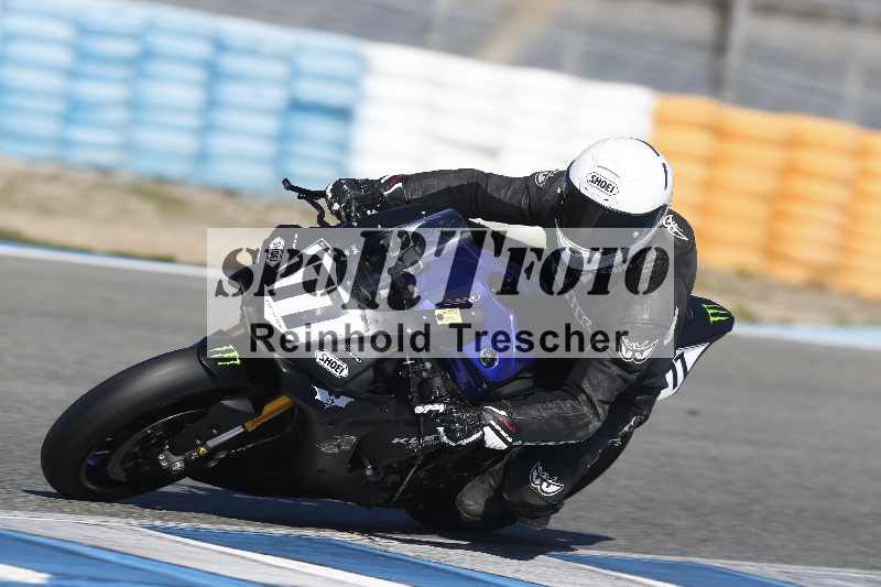 /Archiv-2024/02 29.01.-02.02.2024 Moto Center Thun Jerez/Gruppe schwarz-black/177